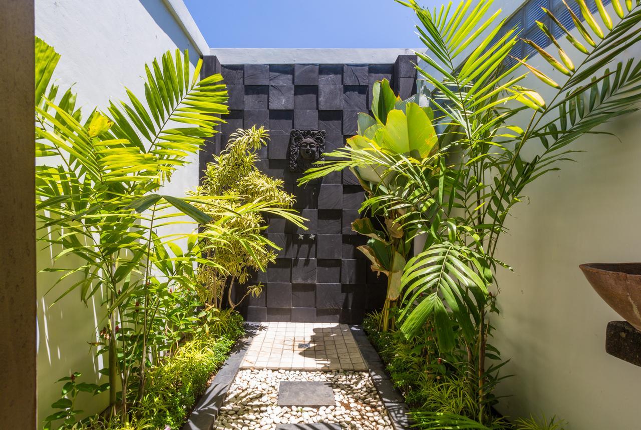Villa Aisha ซานูร์ ภายนอก รูปภาพ